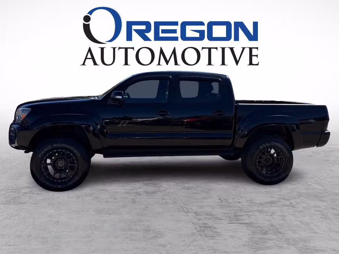 2015 Toyota Tacoma Double 5 FT - Image 2