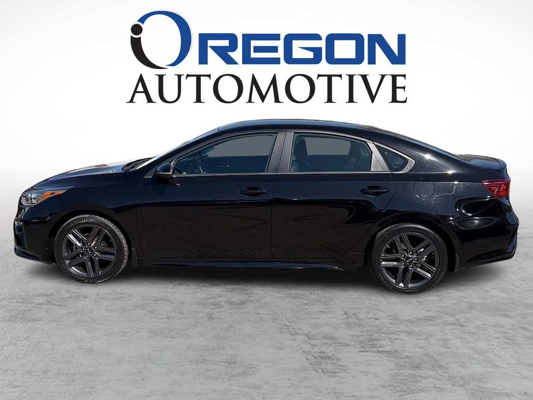 2020 Kia Forte GTLINE - Image 2