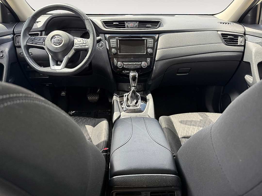 2018 Nissan Rogue SV - Photo 9