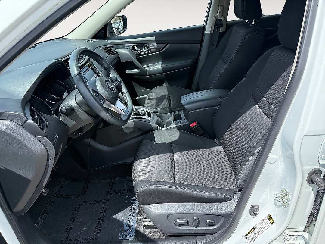 2018 Nissan Rogue SV - Photo 8