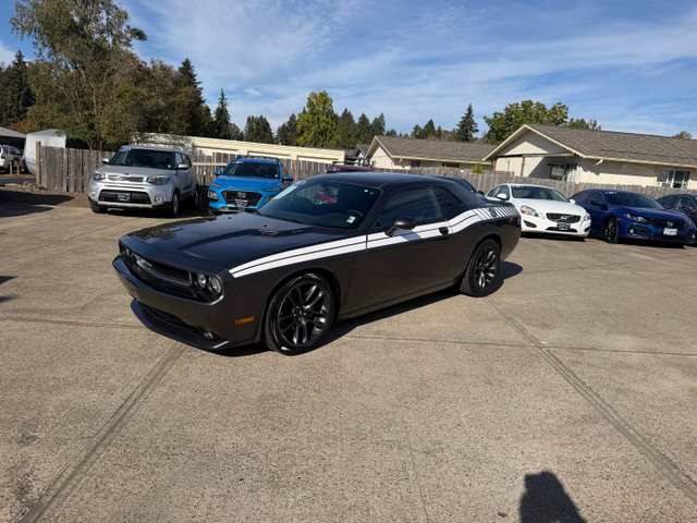 2014 Dodge Challenger R/T 2D