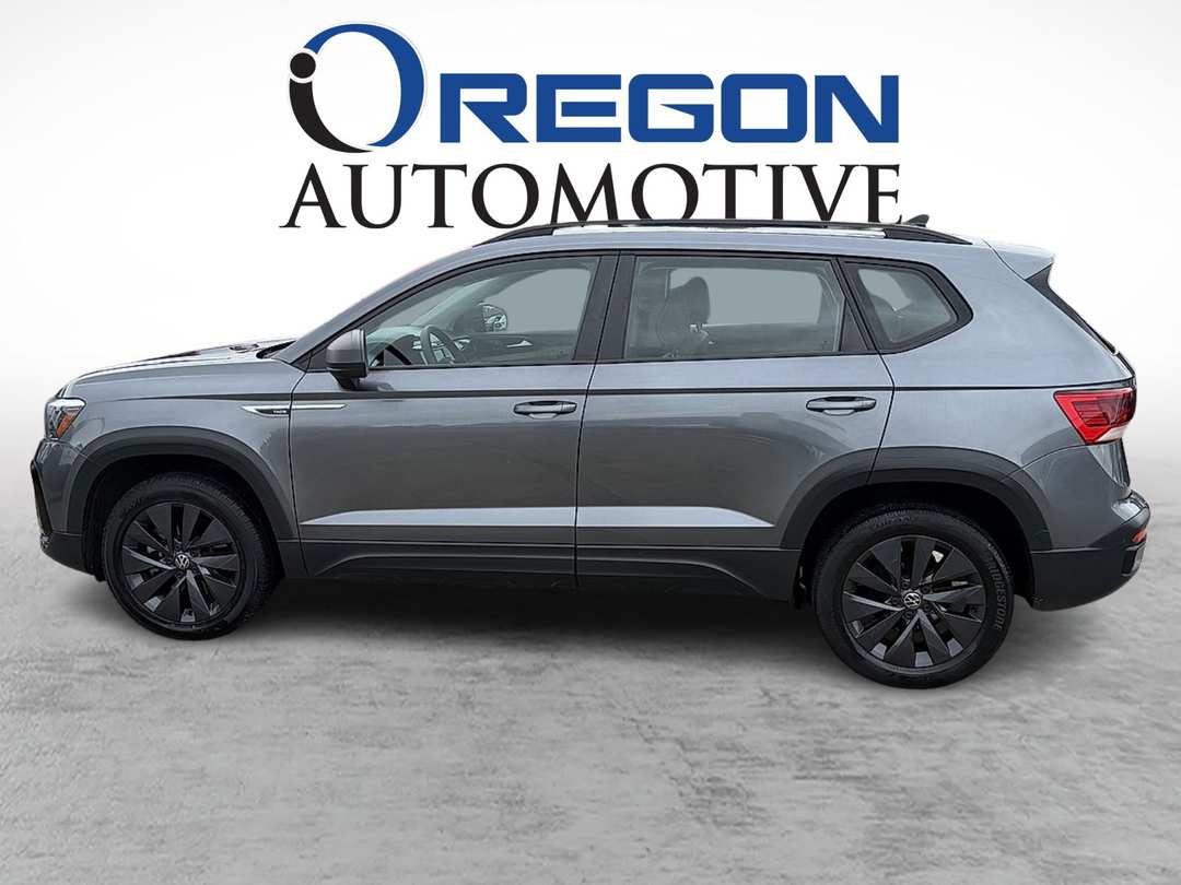 2022 Volkswagen Taos S - Image 2