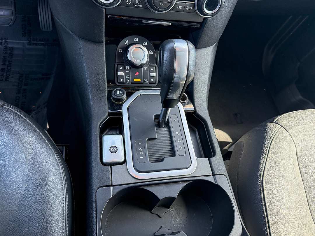 2010 Land Rover LR4 Base - Photo 10
