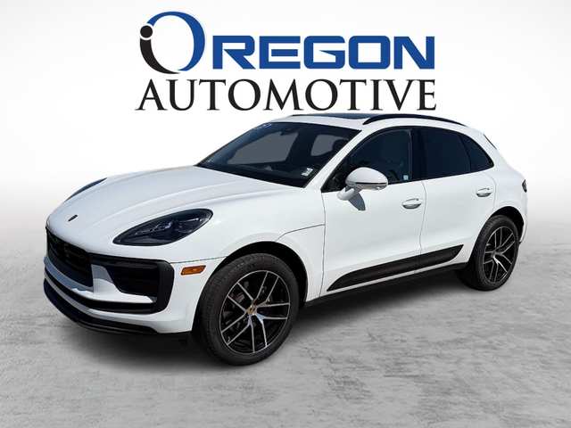 2025 Porsche Macan