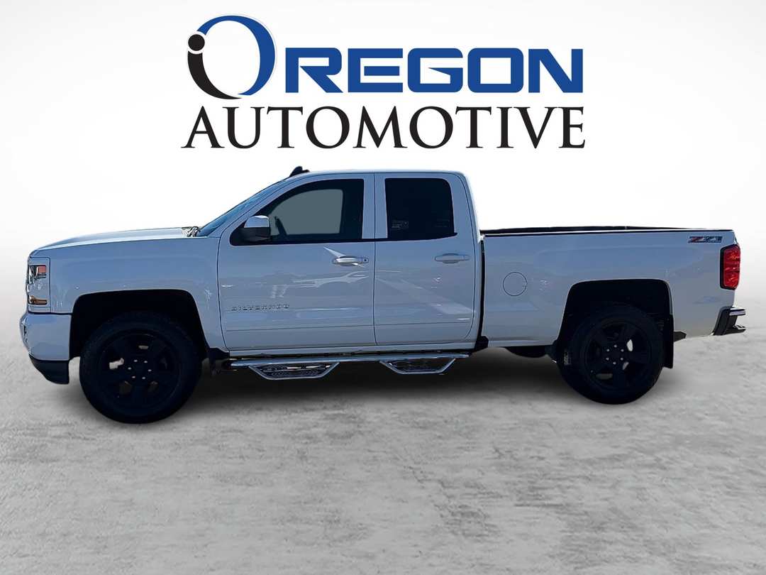 2017 Chevrolet Silverado 1500 Double Z71 LT 6 1/2 FT - Image 2
