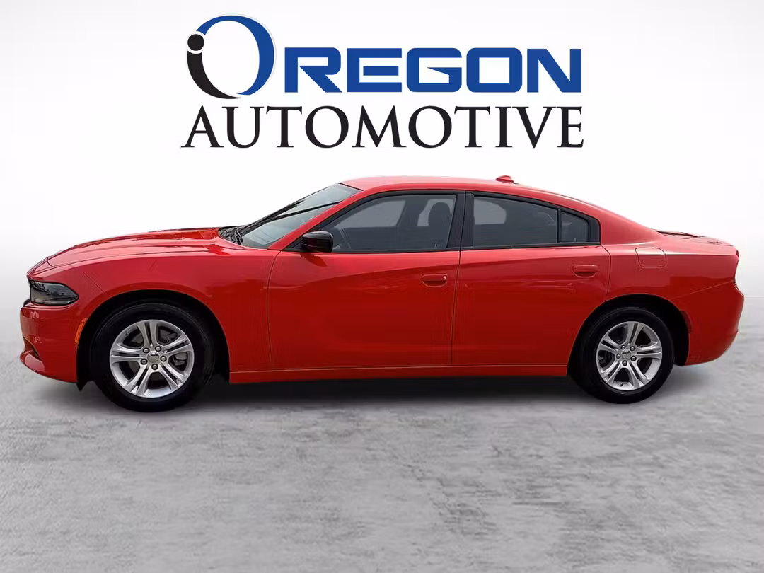 2023 Dodge Charger SXT - Image 2