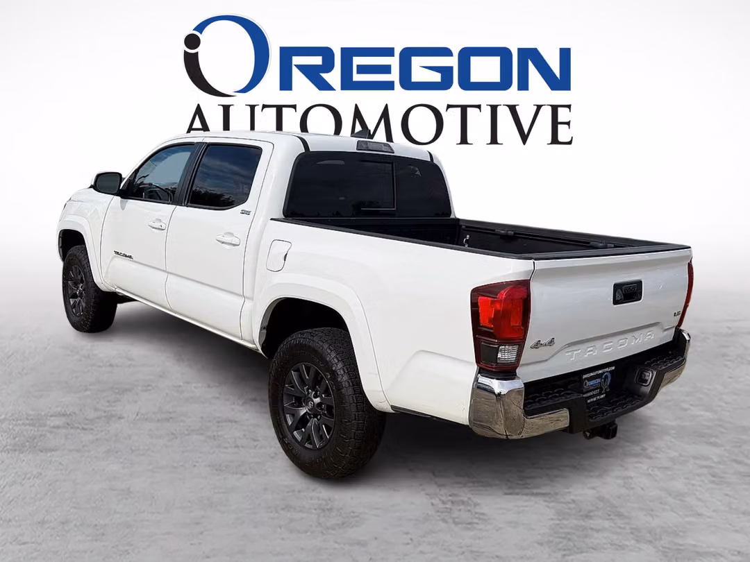 2023 Toyota Tacoma Double SR5 5 FT - Image 3
