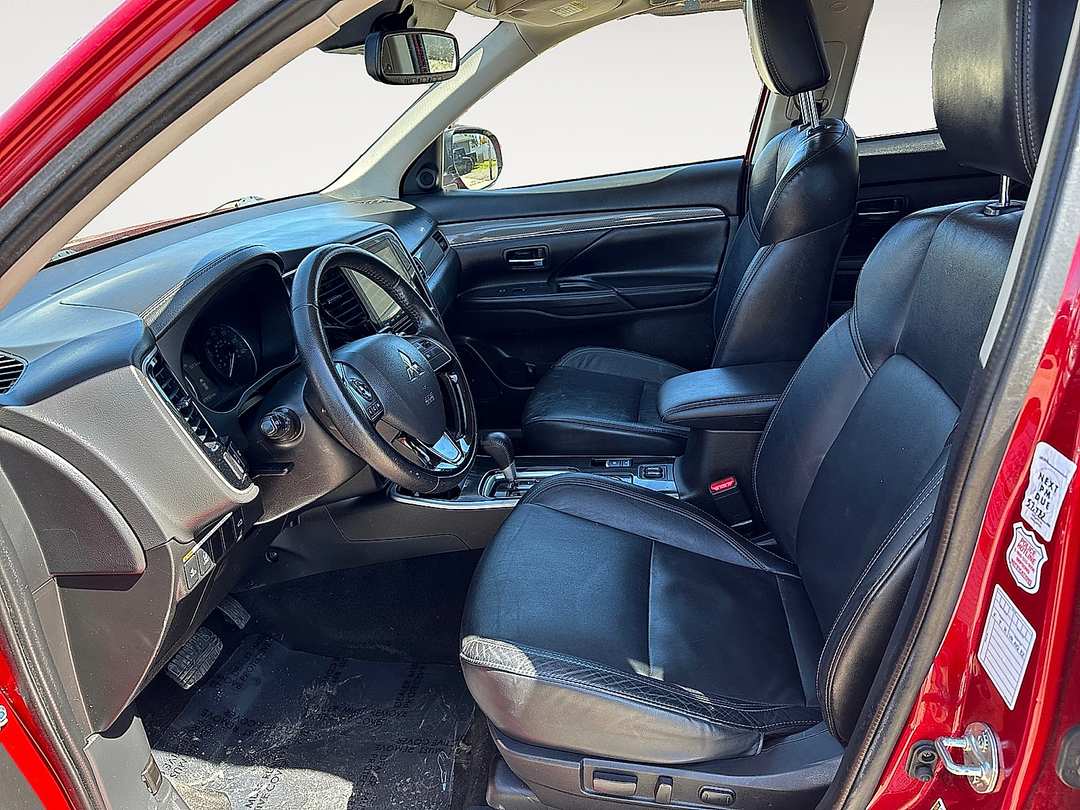 2020 Mitsubishi Outlander SEL - Photo 8