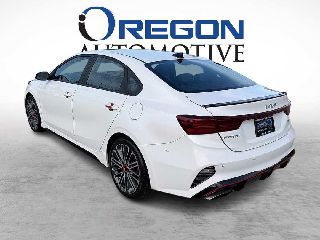 2023 Kia Forte GT - Image 3